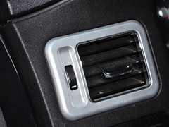 2013款 2.2L 手动 两驱汽油商务版