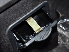 2013款 2.2L 手动 两驱汽油商务版