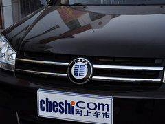 2013款 2.2L 手动 两驱汽油商务版