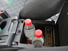 2013款 2.4L 手动 两驱汽油至尊版