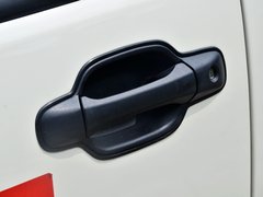 2013款 2.4L 手动 两驱汽油至尊版