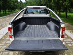 2013款 2.4L 手动 两驱汽油至尊版