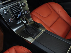 2014款 改款 2.0T 自动 T5 智雅版