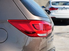 2015款 2.0L 自动 两驱版GL 5座