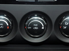 2014款 1.4L 手动天窗导航版 国V
