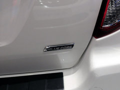 2014款 1.4L 手动天窗导航版 国V