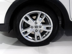 2014款 1.4L 手动天窗导航版 国V
