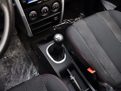 2014款 1.4L 手动天窗导航版 国V