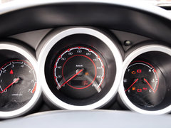 2014款 1.4L 手动天窗导航版 国V