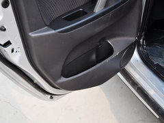2014款 1.4L 手动天窗导航版 国V