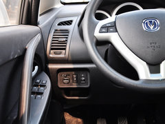 2014款 1.4L 手动天窗导航版 国V