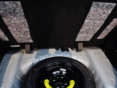 2014款 1.4L 手动天窗导航版 国V
