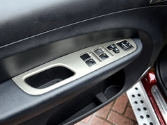 2013款 1.6L 手动 尊享型 5座