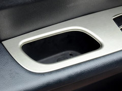 2013款 1.6L 手动 尊享型 5座