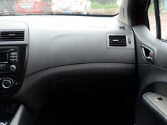 2013款 1.6L 手动 尊享型 5座