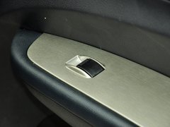2013款 1.6L 手动 尊享型 5座