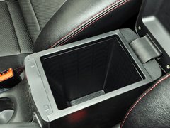 2013款 1.6L 手动 尊享型 5座