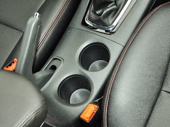 2013款 1.6L 手动 尊享型 5座