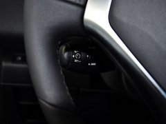 2013款 2.0L 自动 经典版 5座
