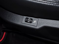 2013款 2.0L 自动 经典版 5座