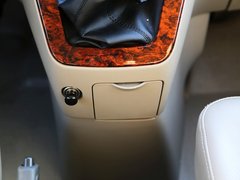 2013款 1.5L 手动 豪华型 7座