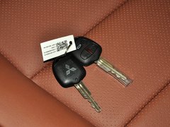2013款 1.8L CVT 豪华型 国IV