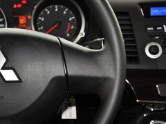2013款 1.8L CVT 豪华型 国IV