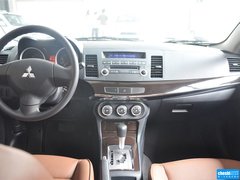 2013款 1.8L CVT 豪华型 国IV