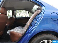 2013款 1.8L CVT 豪华型 国IV