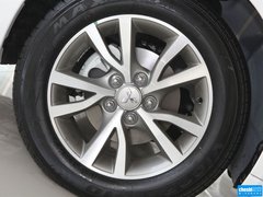 2013款 1.8L CVT 旗舰型 国IV