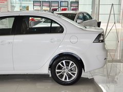2013款 1.8L CVT 旗舰型 国V