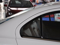 2013款 1.8L CVT 旗舰型 国V