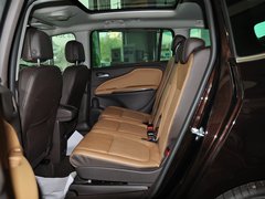 2013款 1.4T 自动 豪华型 7座