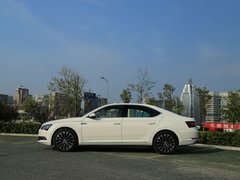2013款 1.4T DSG 绅仕版