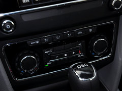 2013款 1.4T DSG 绿动版