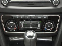 2013款 2.0T DSG 尊仕版