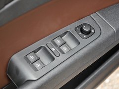 2013款 2.0T DSG 尊仕版