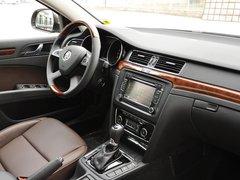 2013款 2.0T DSG 尊仕版