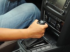 2013款 2.0T DSG 尊仕版