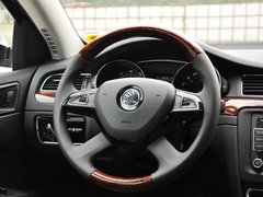 2013款 2.0T DSG 尊仕版