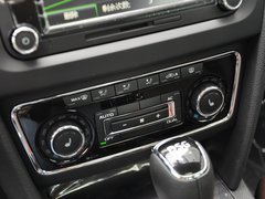 2013款 2.0T DSG 尊仕版