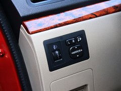 2013款 1.5L 手动 至尊型 7座