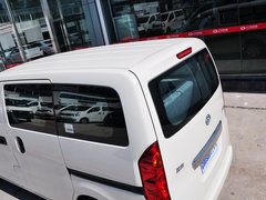 2013款 1.3L 手动 舒适型 7座