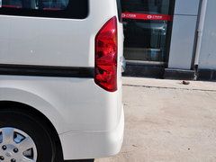 2013款 1.3L 手动 舒适型 7座