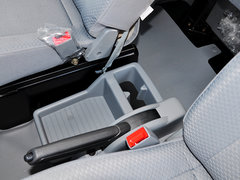 2013款 1.3L 手动 舒适型 7座