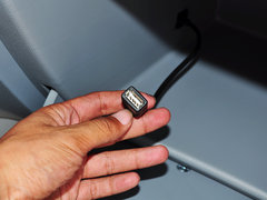 2013款 1.3L 手动 舒适型 7座
