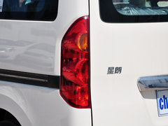 2013款 1.3L 手动 舒适型 7座