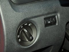 2014款 1.6L 自动 Montecarlo版