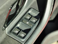 2014款 1.6L 自动 Montecarlo版