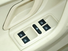 2014款 1.4L 手动 晶灵版
